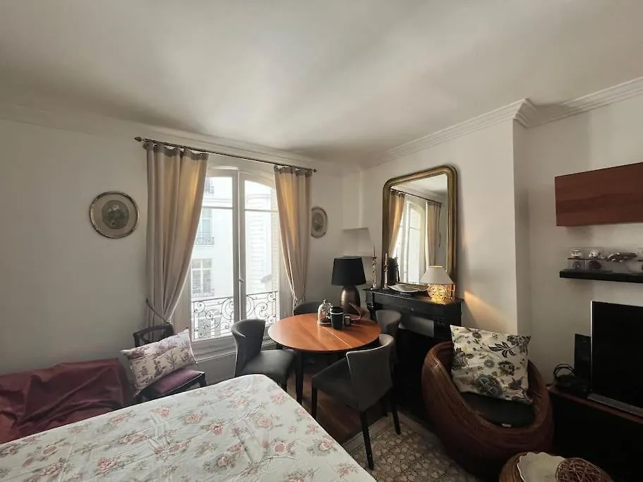 Beautiful & Central Near Champs-elysees Daire *