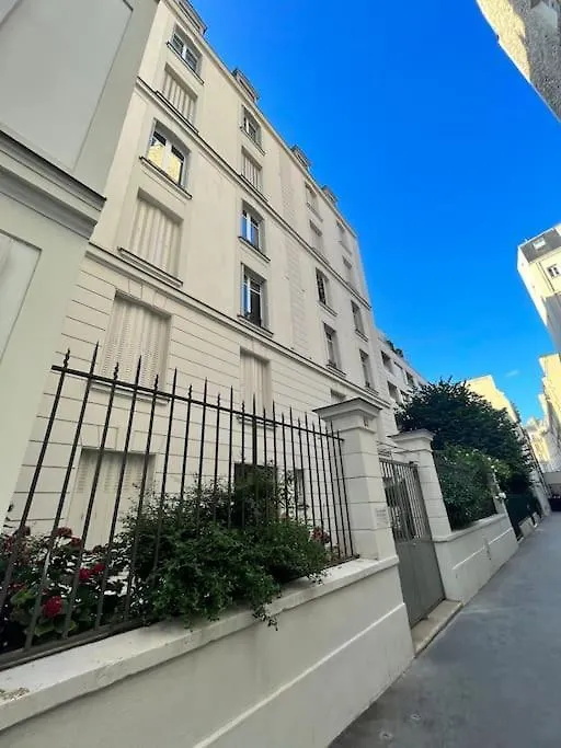 Daire Beautiful & Central Near Champs-elysees Paris