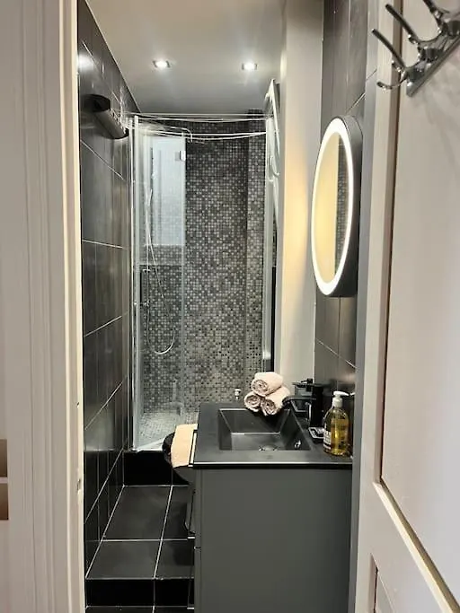 Apartamento Beautiful & Central Near Champs-elysees París